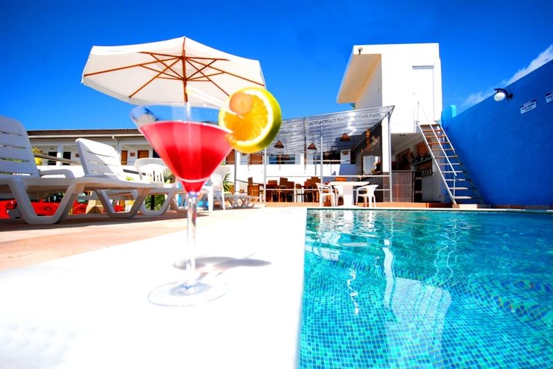 Oyo Apart Hotel Veleiros サンタ・クルース・カブラーリア エクステリア 写真